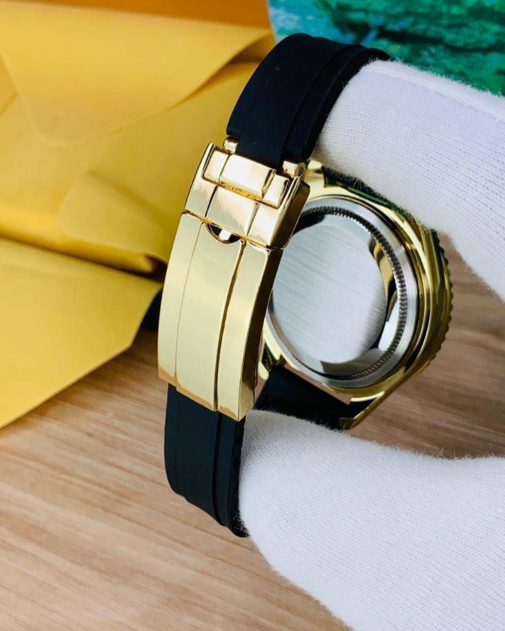 Rolex Yacht-Master Style Watch — Gold-Tone with Black Dial & Black Rubber Strap