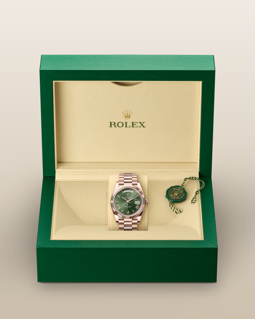Rolex Day-Date 40 Watch — 18K Rose Gold-Toned Finish with Fluted Bezel & Green Dial