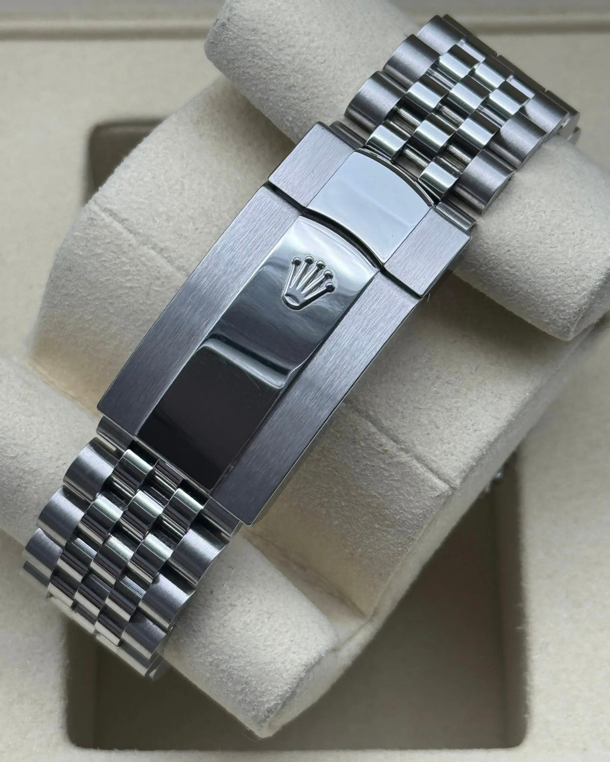 Rolex Sky-Dweller Watch — Bright Turquoise/Mint Dial with Fluted Bezel & Jubilee Bracelet
